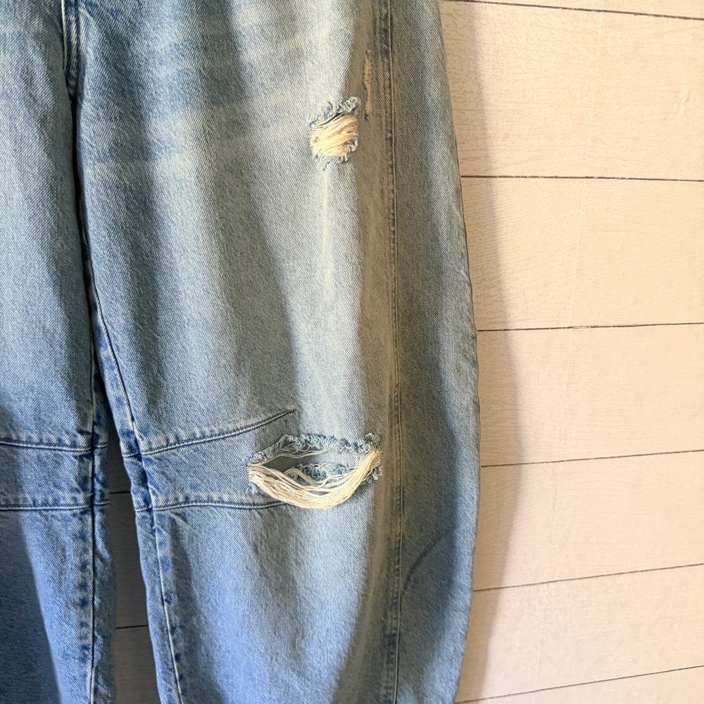We The Free Good Luck Mid Rise Barrel Jeans in Barnyard Blue Size 29 - Picture 5 of 10